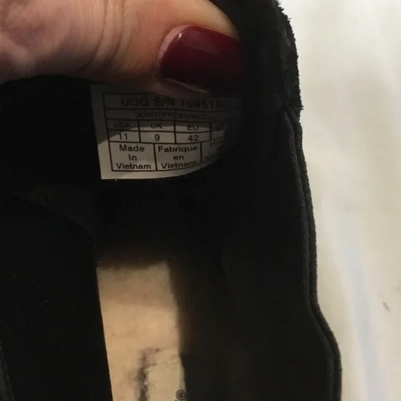 NWOT Womens Ugg Bonham II Black Waterproof Leather Sheepskin Lined Boots 1095150 - Picture 7 of 11